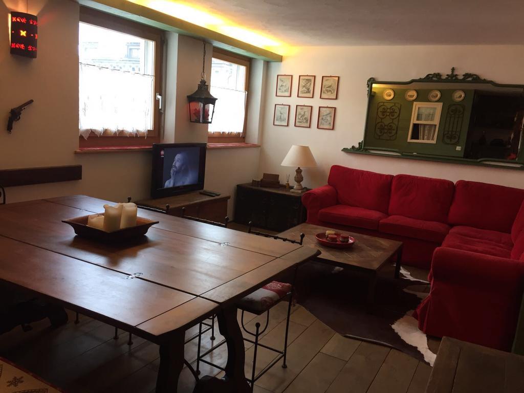 Appartamento Meschihouse - Chesa Engadina Samedan Esterno foto